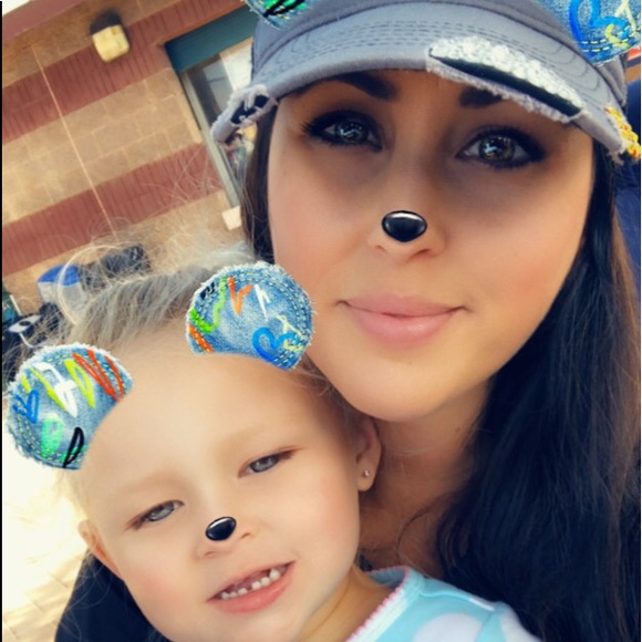 Meet your Posher, Chrissi - Picture 5 of 7